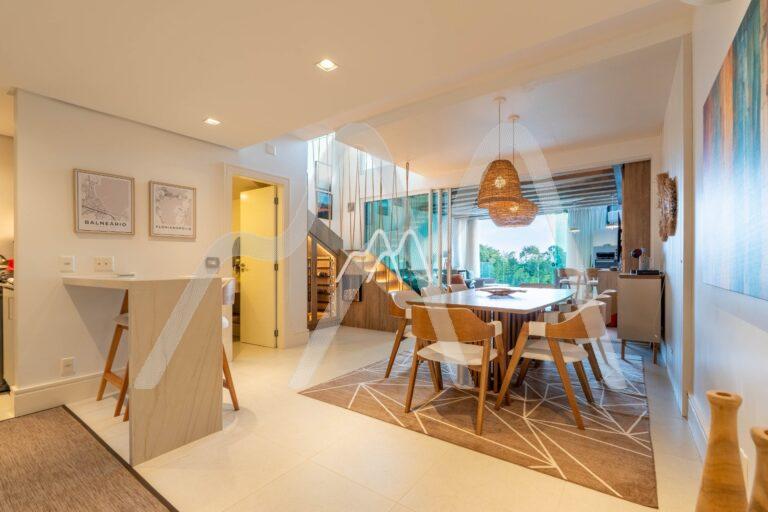 Loft com vista mar à venda em Canajurê