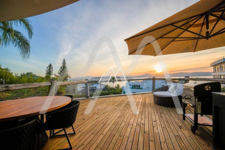 Loft com vista mar à venda em Canajurê