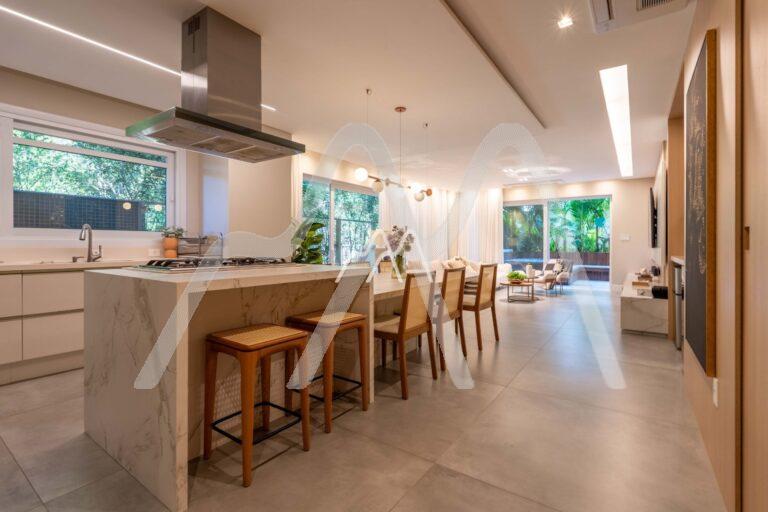 Apartamento Garden à venda em condomínio clube em Jurerê